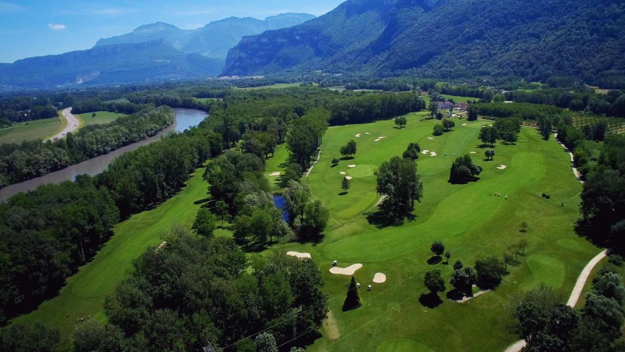 Domaine De Charmeil Saint-Quentin-sur-Isère Exterior foto