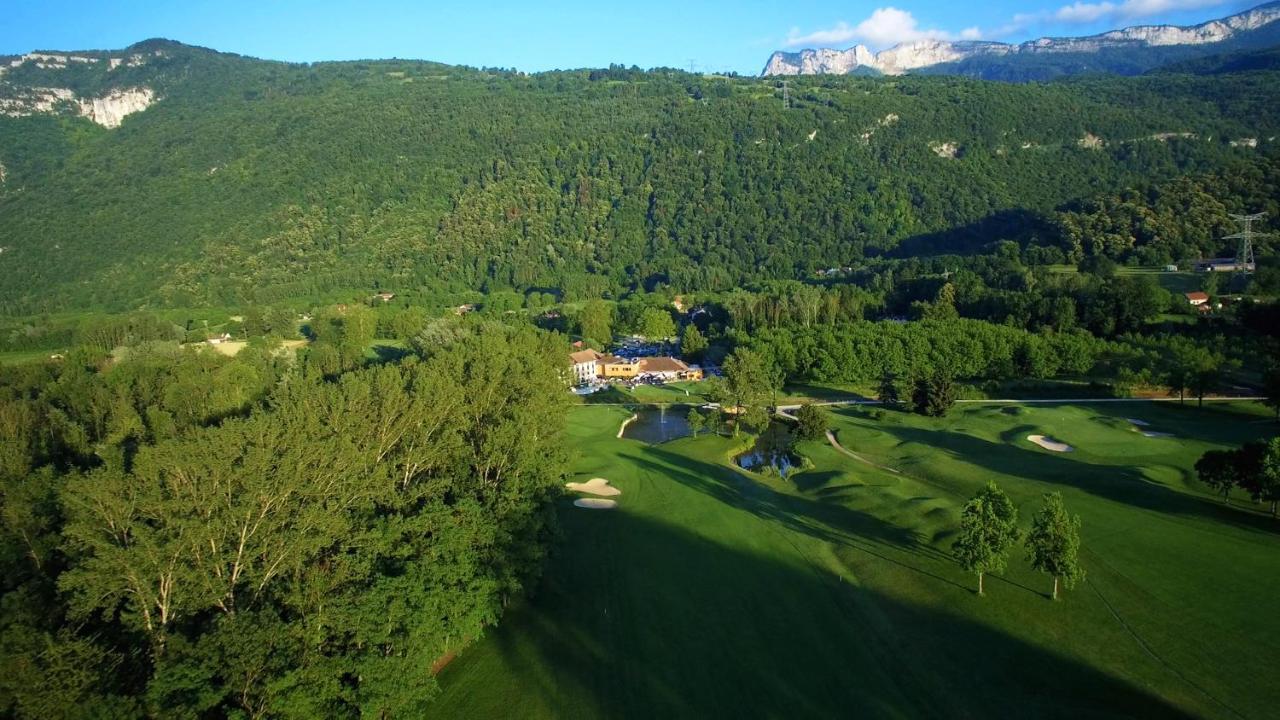 Domaine De Charmeil Saint-Quentin-sur-Isère Exterior foto